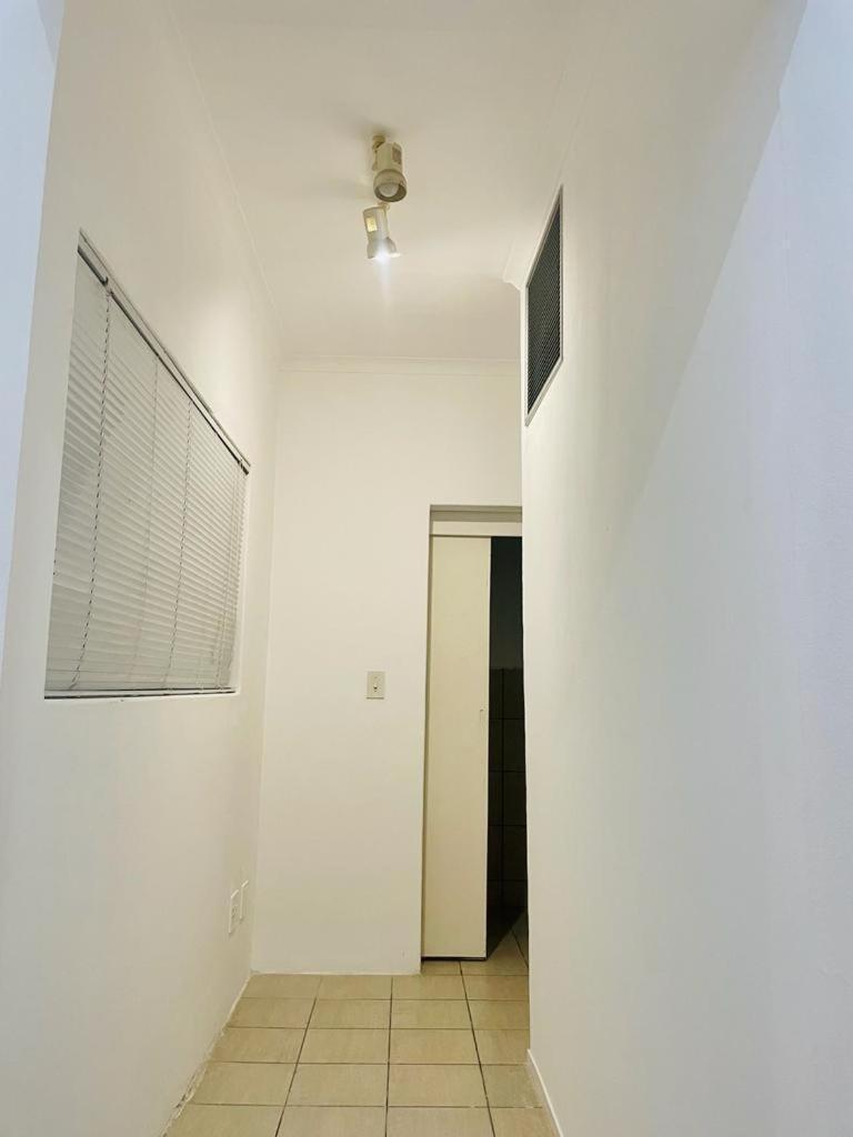 וואלביס ביי Coastwave Guest House מראה חיצוני תמונה
