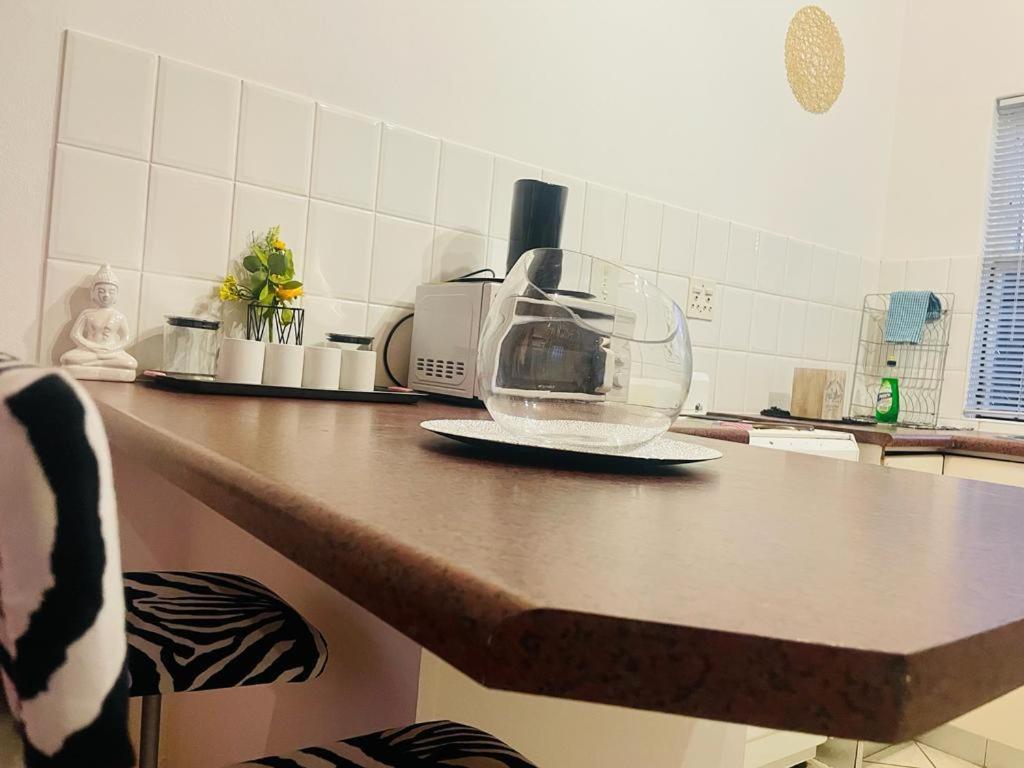 וואלביס ביי Coastwave Guest House מראה חיצוני תמונה