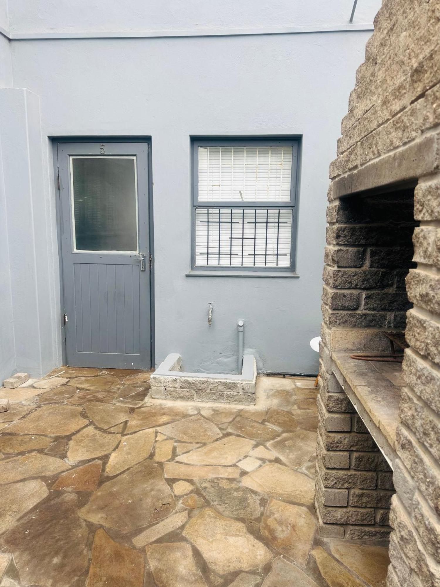 וואלביס ביי Coastwave Guest House מראה חיצוני תמונה