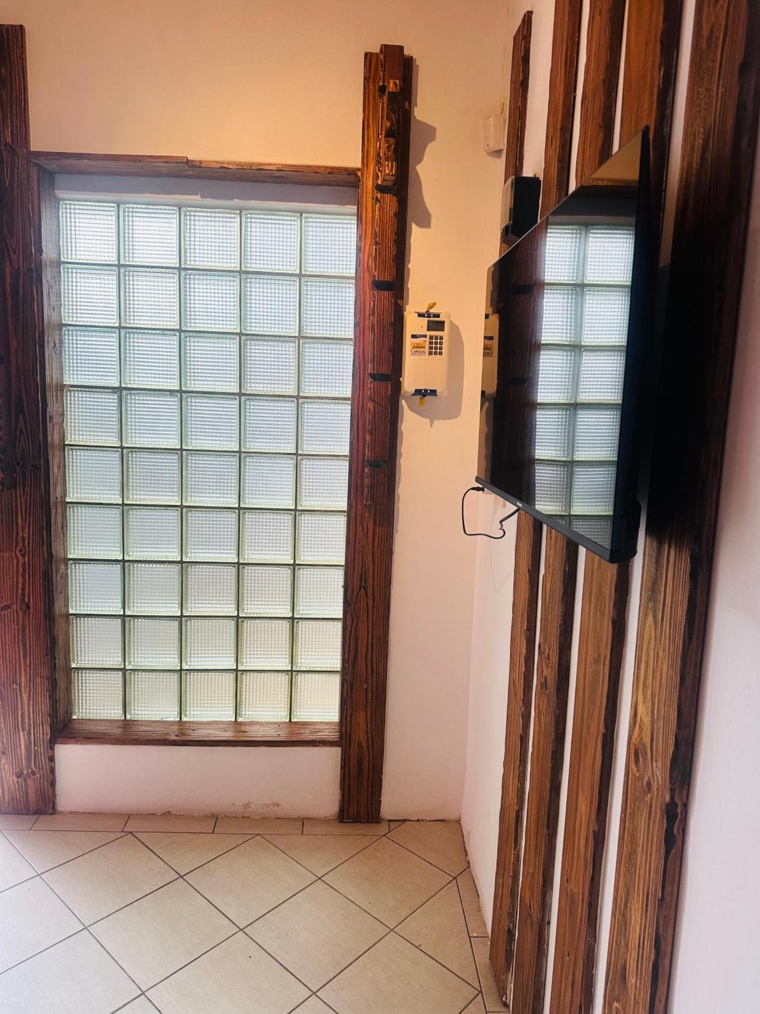 וואלביס ביי Coastwave Guest House מראה חיצוני תמונה